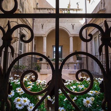 Loft La Casetta Ortigia Apartment Сиракуза Екстериор снимка